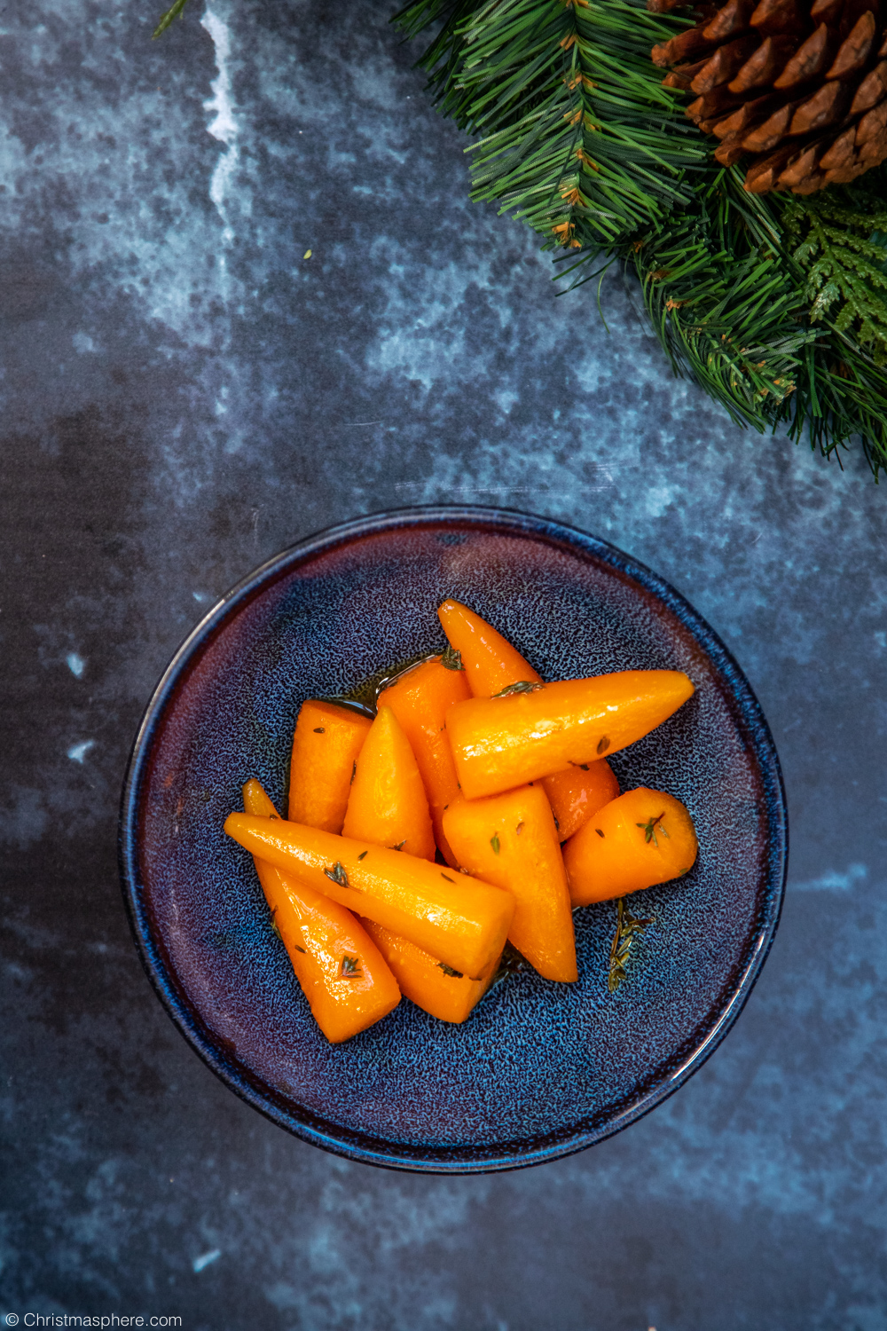 Glazed baby carrots with fresh thyme