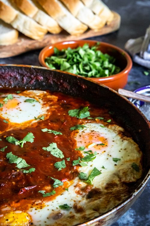 Easy Shakshuka Baked Eggs in Tomato Sauce Ultimate Shakshuka Recipe