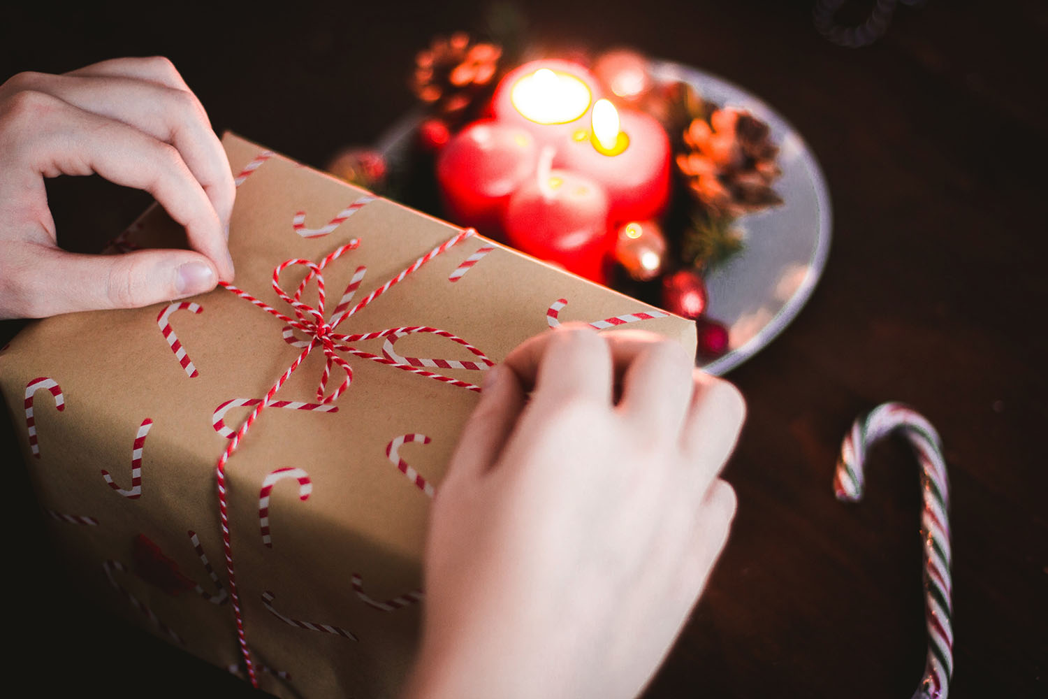 eco friendly christmas gift wrapping