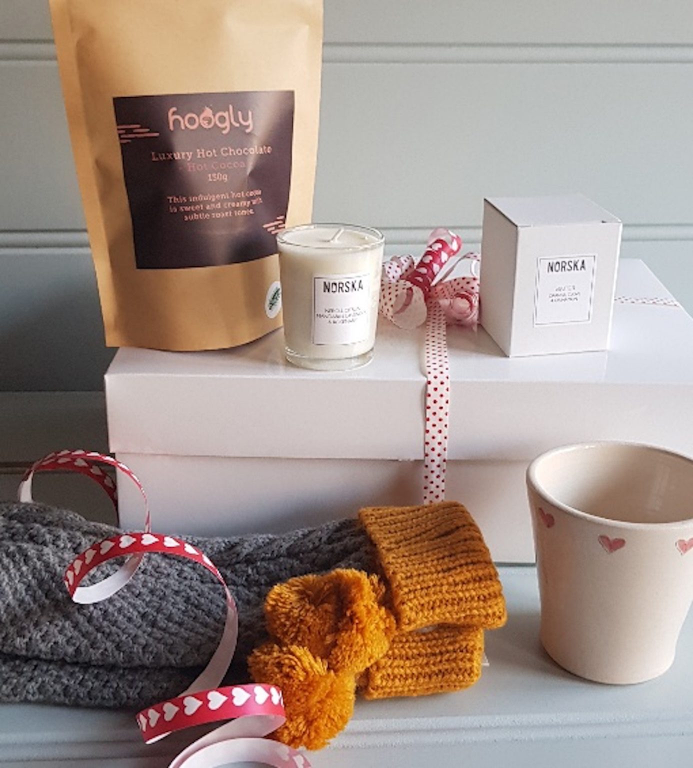 Themed Christmas Gift Basket Ideas | Easy, budget ideas for themed gift