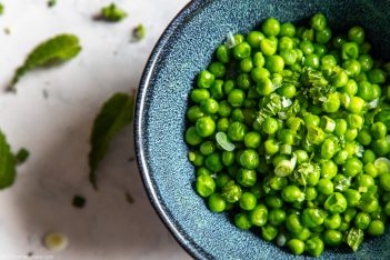 Mint Peas with Spring Onion