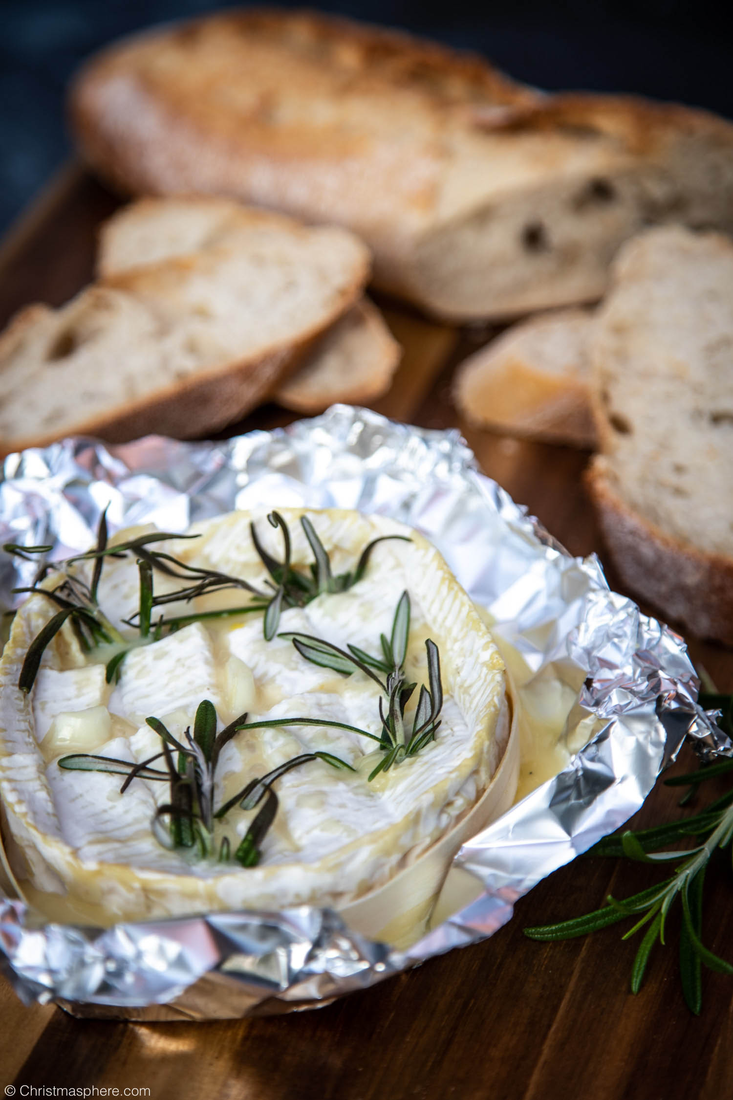 How To Make Baked Camembert | Deliciously gooey melted cheese appetiser
