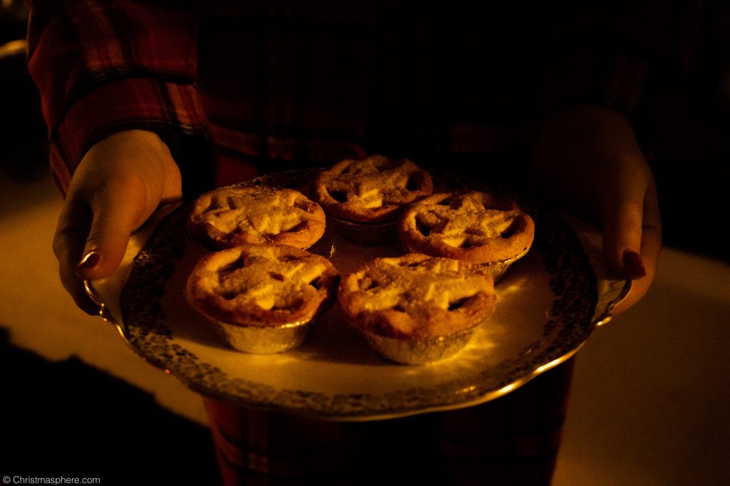 Mince Pies on a Plate